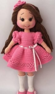 Screenshot_20190328-121154_Instagram | Akıllı Hayat İstanbul Kiloş elbiseli amigurumi örgü oyuncak kız bebeği modeli tarifi anlatımlı