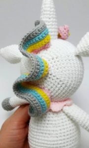Amigurumi renkli unicorn modeli yapılışı 