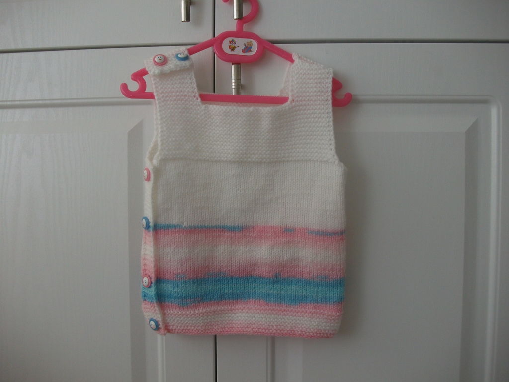 BEBEK yelek hırka süveter modelleri (anlatımlı) Örgü