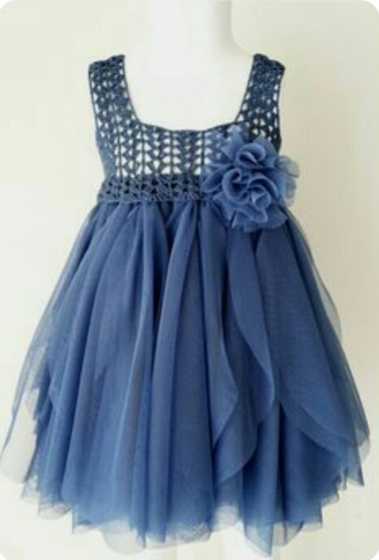 Çocuklar İçin Tığ İşi Tütü Etekli Abiye Elbise Modeli