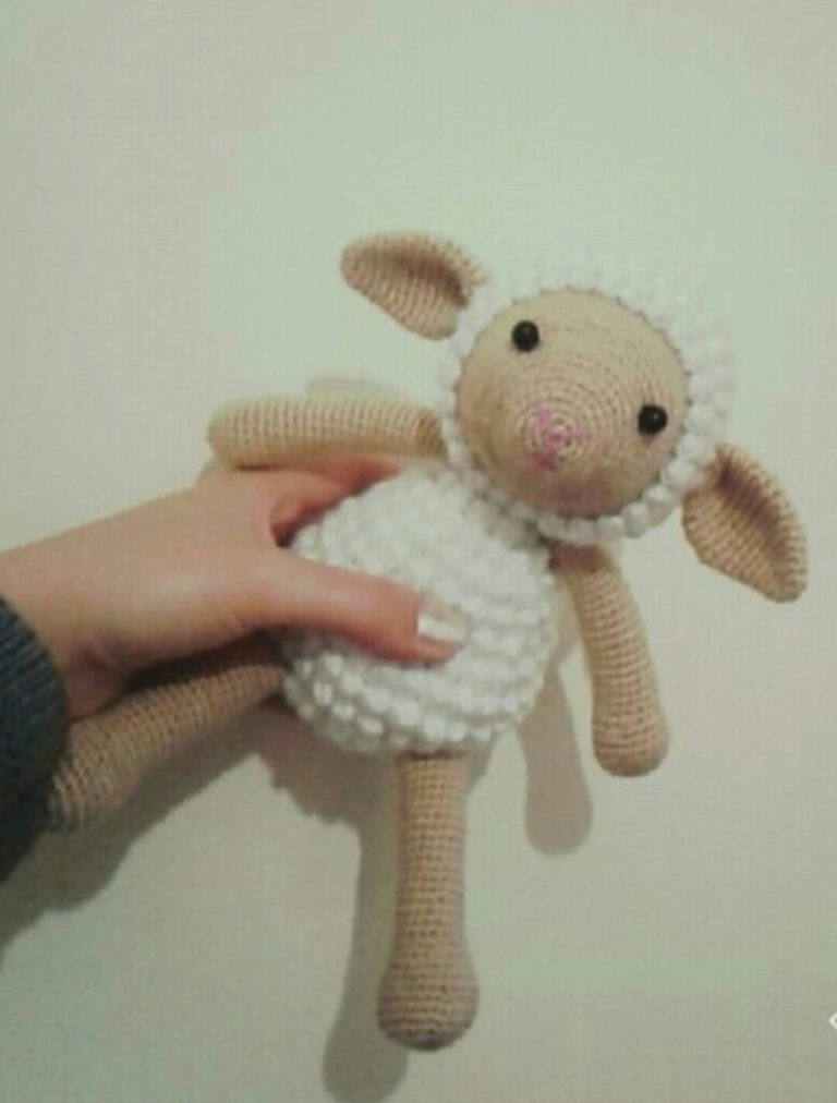 Amigurumi örgü oyuncak kuzu modeli yapılışı anlatımlı