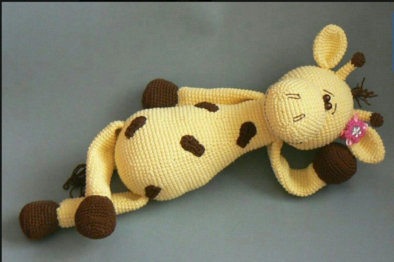 Amigurumi örgü oyuncak benekli zürefa modelinin tarifi anlatımlı