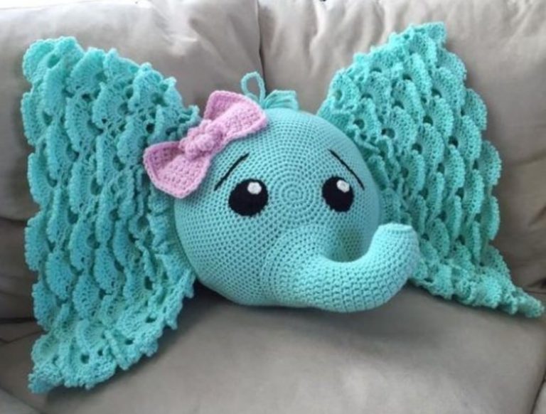 Bebek odaları için örme süs yastık , örme perde , bebek odası halısı modelleri ,bebek yatağı bebek dolabı ve dekorasyon fikirleri