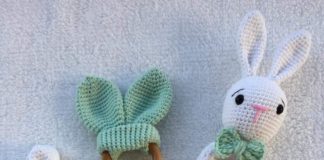 Bebekler için diş kaşıyıcı örgü oyuncak çıngırak modeli tarifi anlatımlı ve açıklamalı