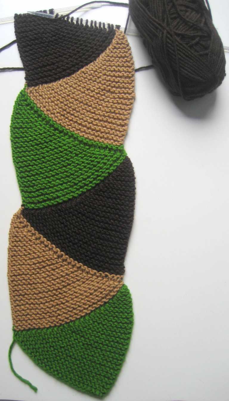 Derya baykal üçgen atkı modeli ( anlatımlı )