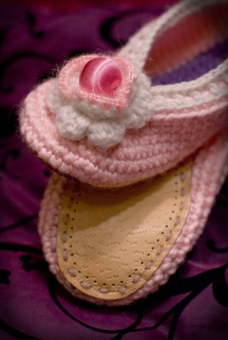 Tığ işi babet patik yapımı