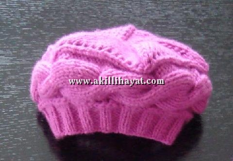 Pembe Saç Örgülü Şapka Modeli Yapılışı (açıklamalı)