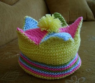 Çocuklar için soytarı şapkası yapılışı (anlatımlı)